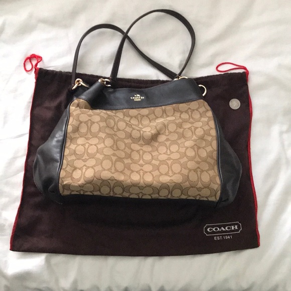 Coach Handbags - Coach hand bag purse